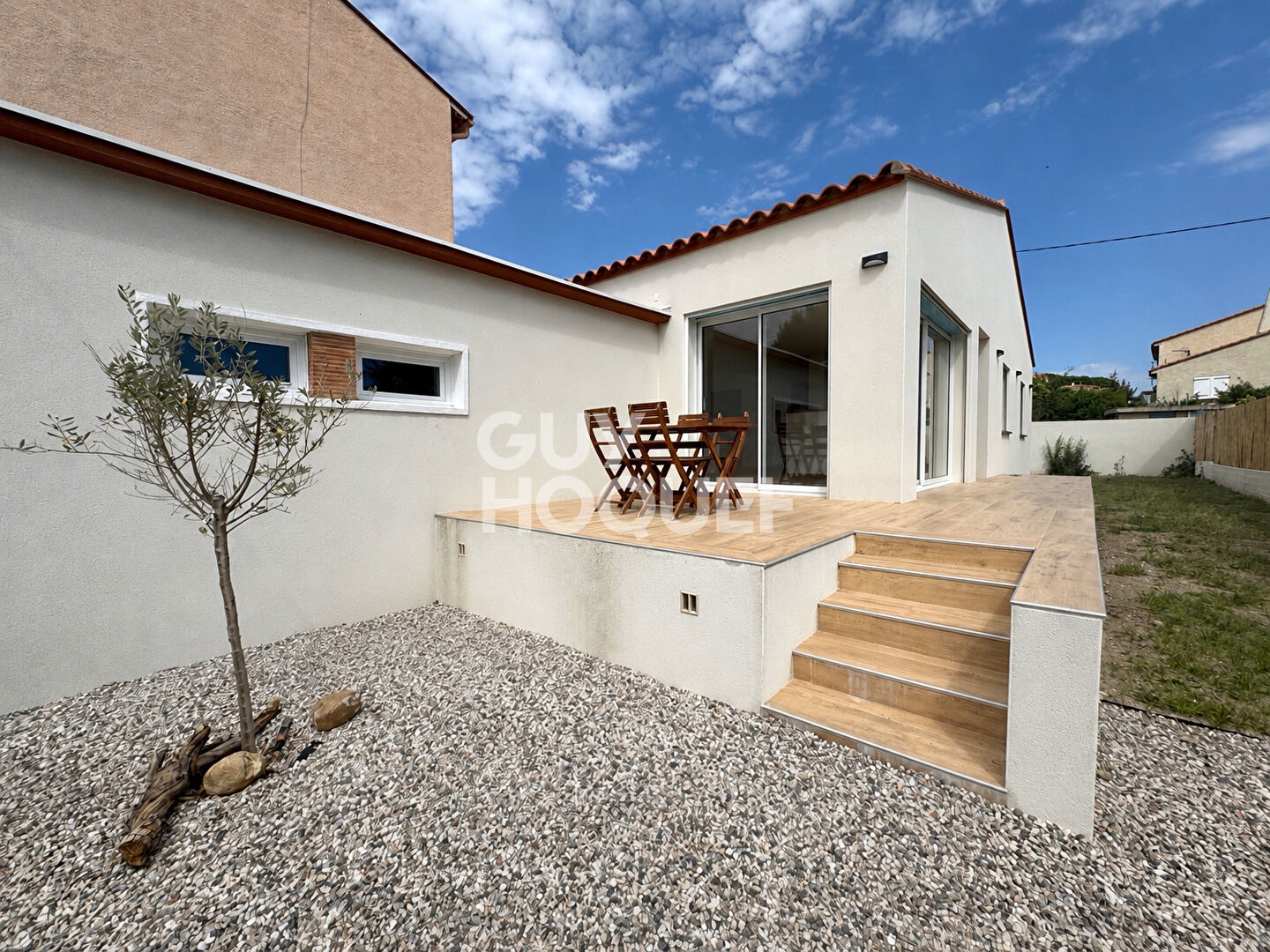 Maison neuve plain pied 3 faces 90 m2 avec 3 chambres