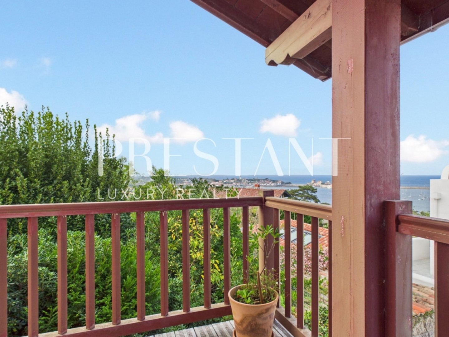 Maison d'armateur sur la colline du Bordagain