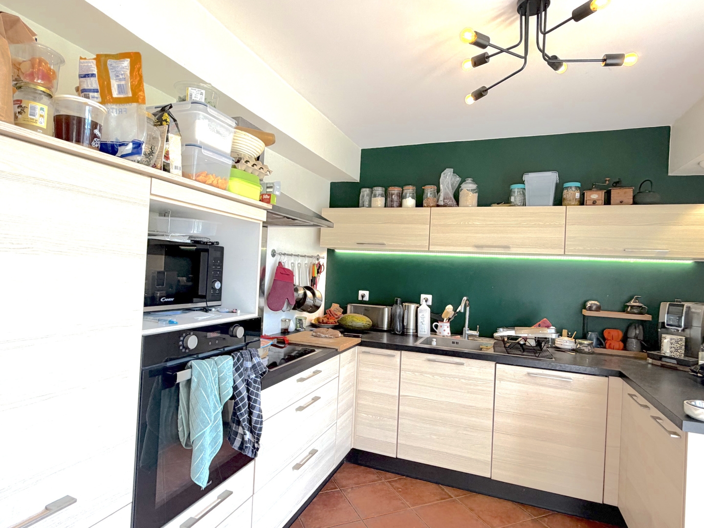 Maison T5 avec garage sur un terrain de 4402