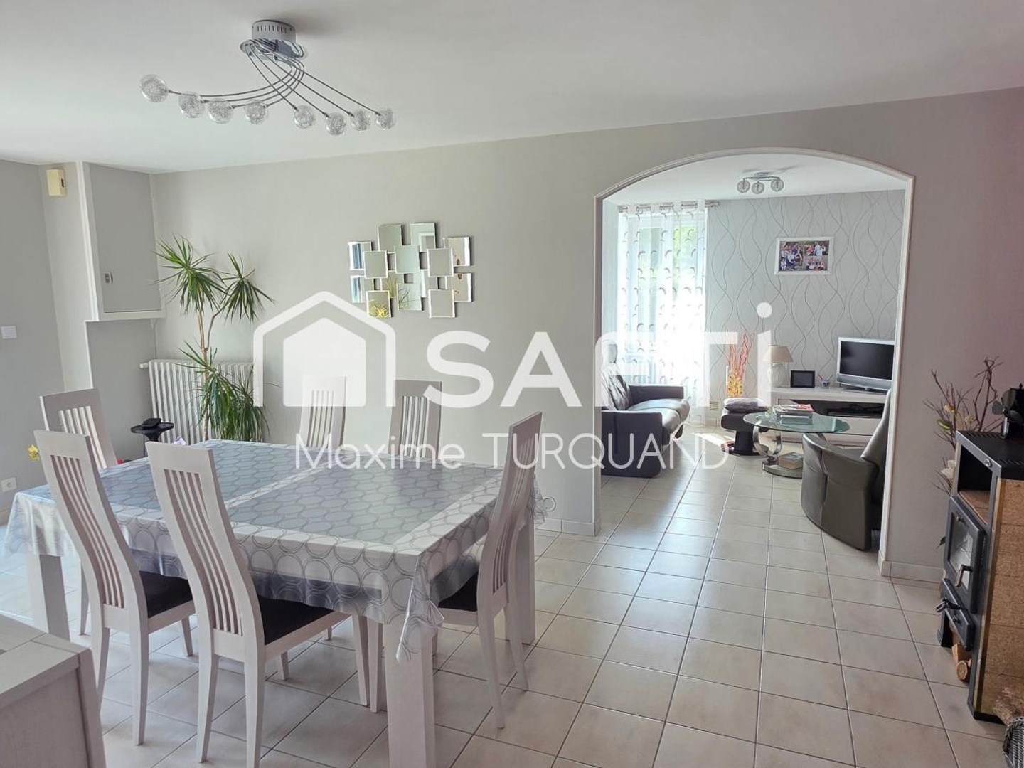 Maison à vendre - 6 pièces - 115m2 - Saint-Pierre-Du-C... (85120)