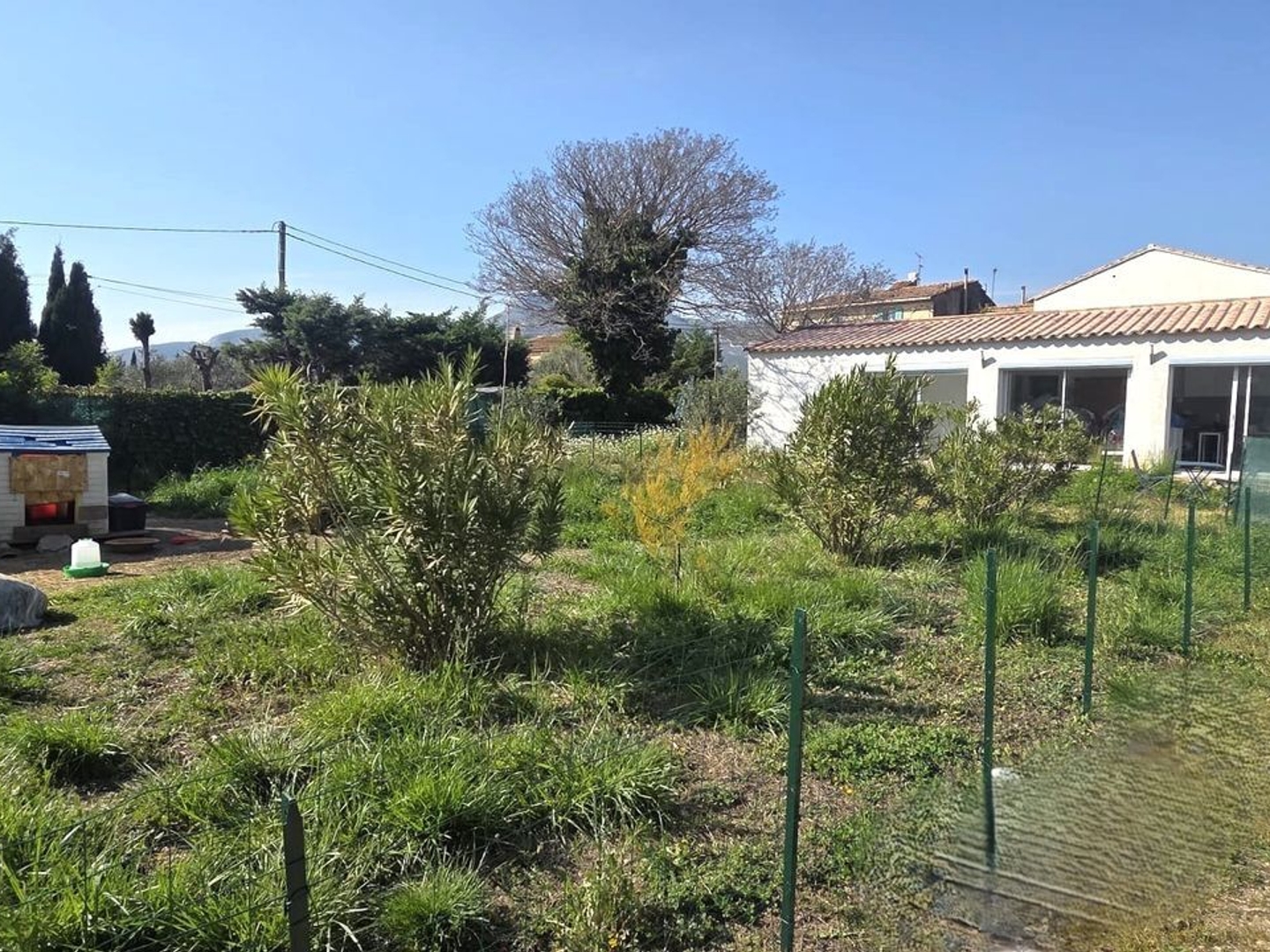 Bati annexe 60m² cadastré avec 700m² terrain en zone