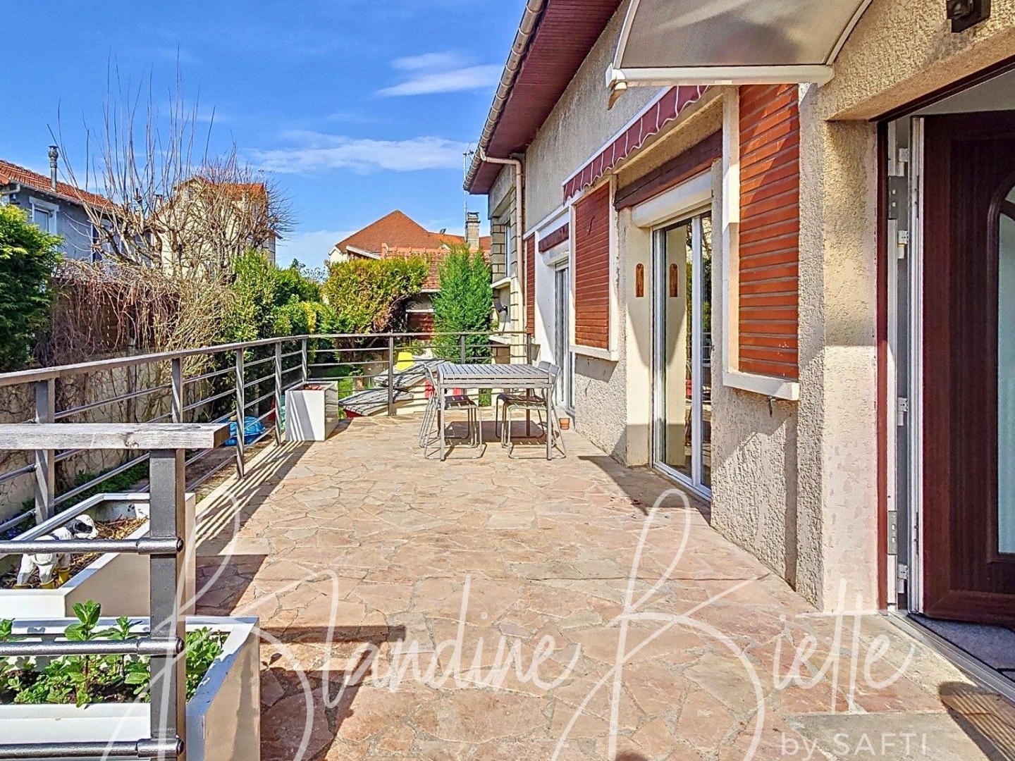 Maison à vendre - 6 pièces - 136m2 - Chatou (78400)