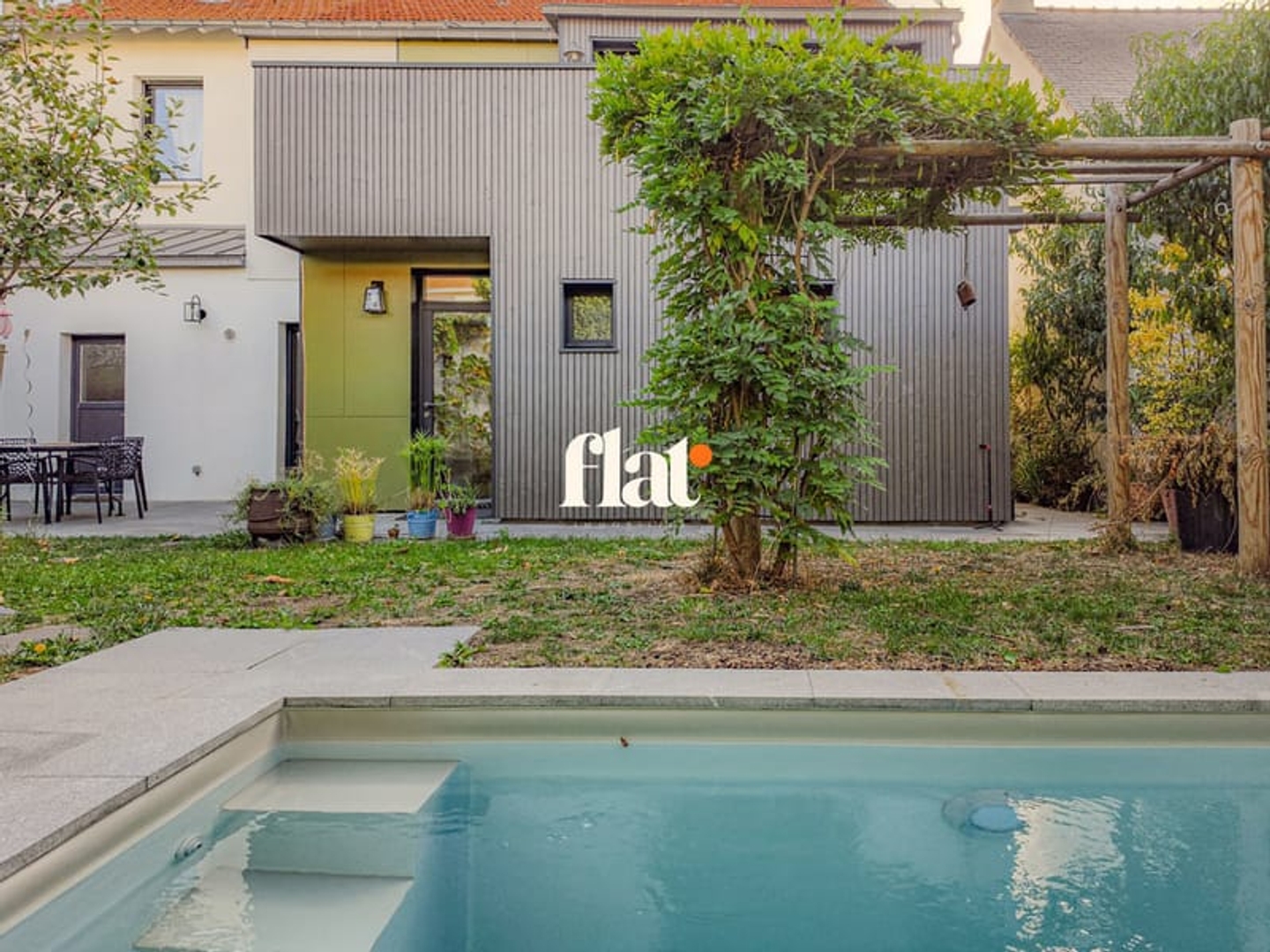 Nantes - Maison familiale de 154 m2, 5 chambres, piscine et garage