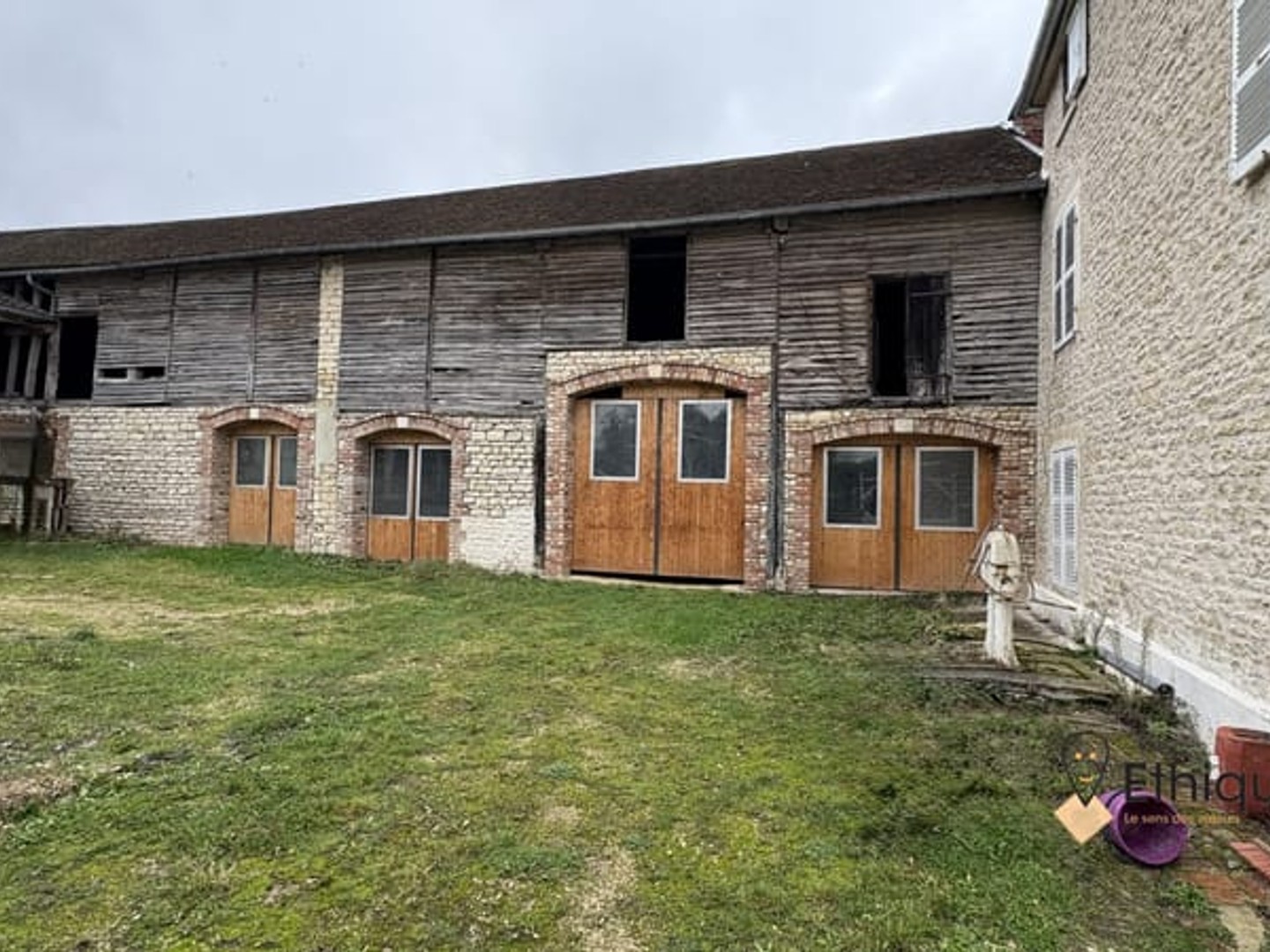Maison 410 m²