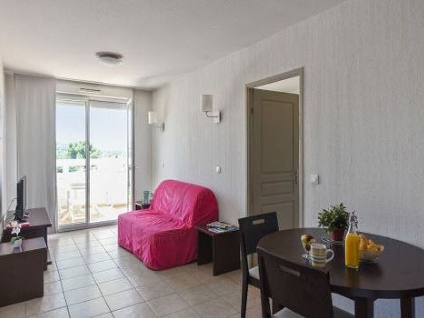 T2 - 34.79m ²