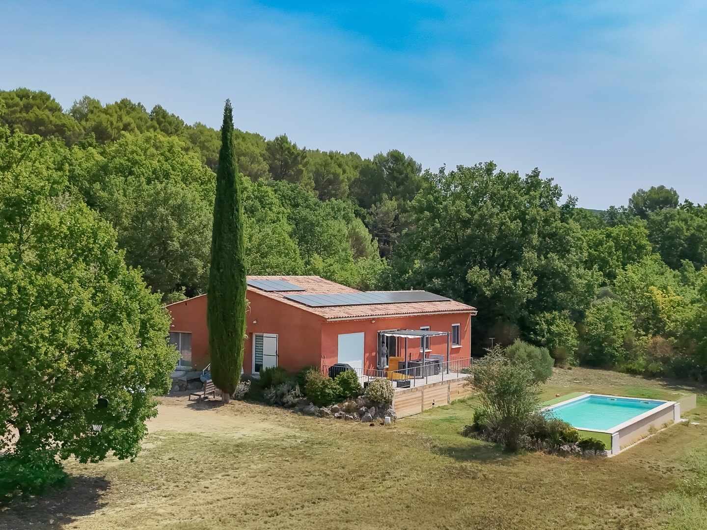 Maison à vendre - 5 pièces - 115m2 - La Verdière (83560)