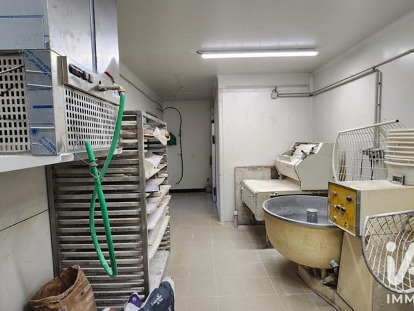 Locaux à vendre - 1 pièce - 109m2 - Creysse (24100)