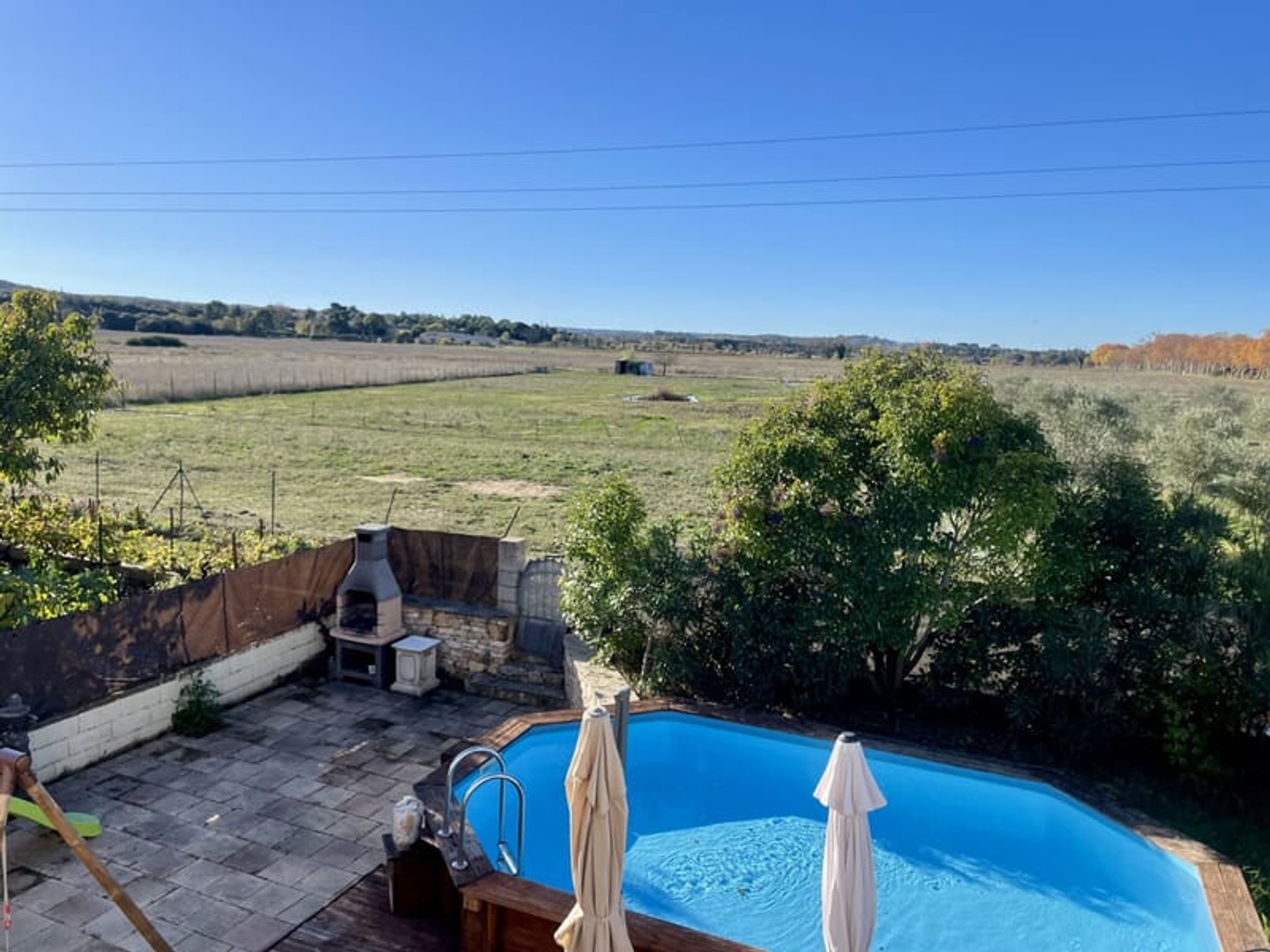 Villa 5 pièces de 120m2 habitables avec piscine et garage
