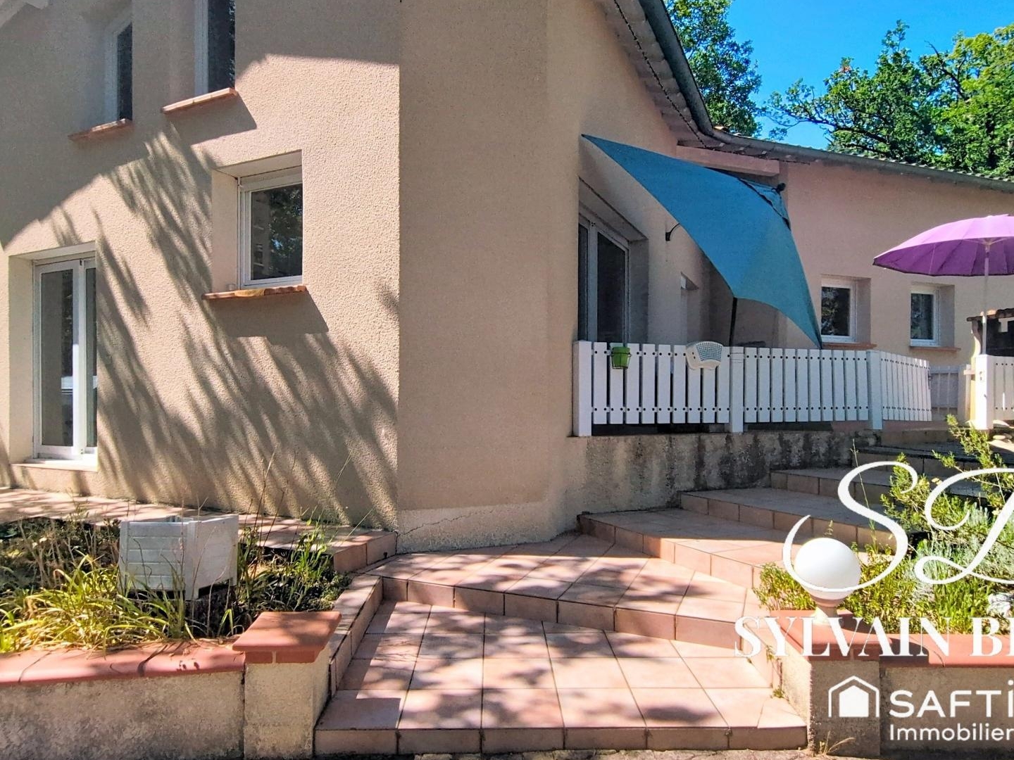 Maison atypique avec piscine et grand sous-sol Nature, calme et confort