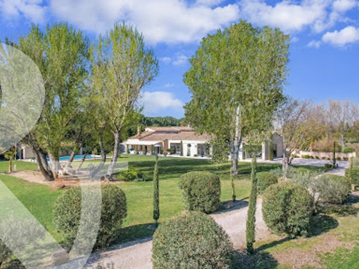 Maison 5 pièces 286 m²