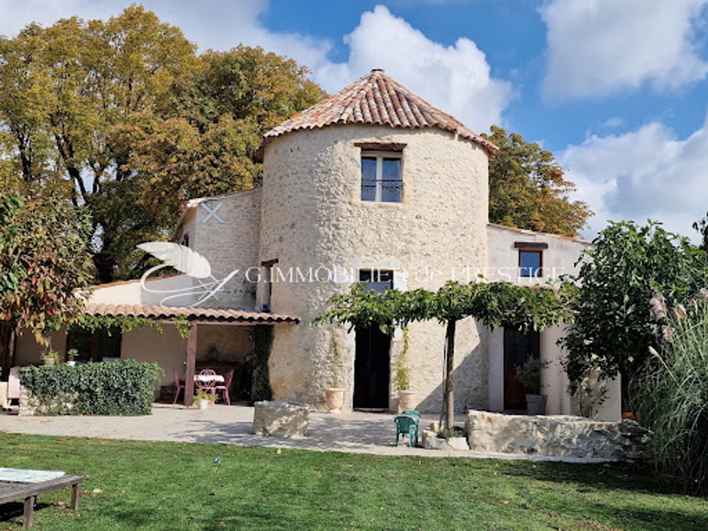 Maison à vendre - 11 pièces - 290m2 - Revest-Du-Bion (04150)