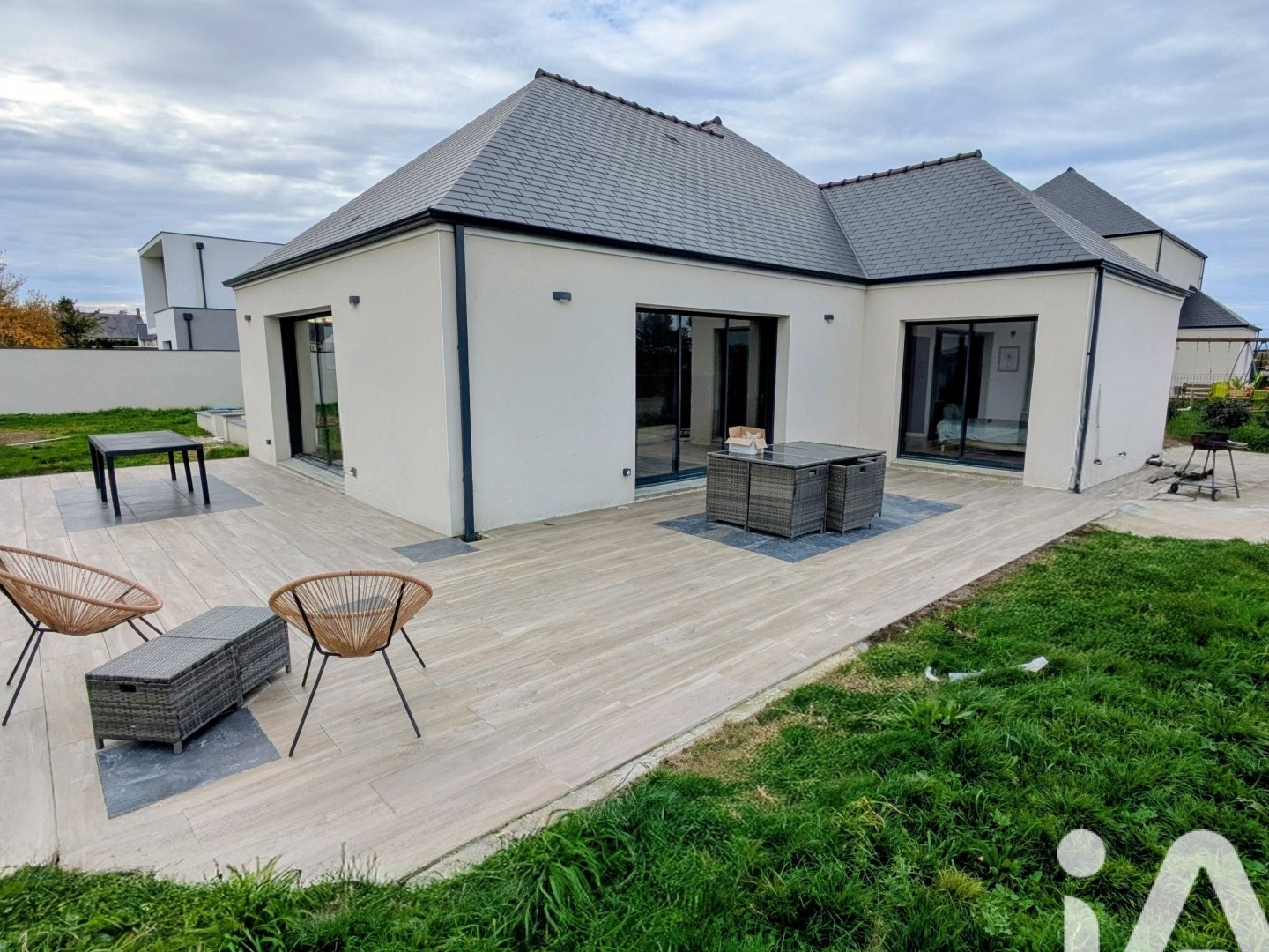 Maison 5 pièces 140 m²