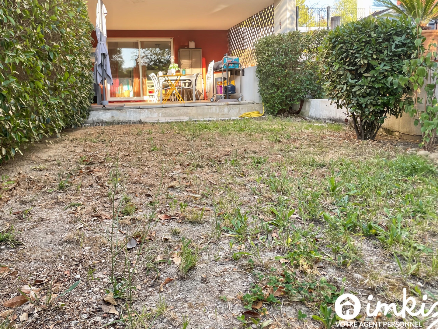 Residence avec piscine - terrasse, jardins et box
