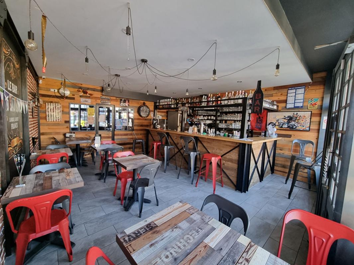 Locaux à vendre - 860m2 - Montargis (45200)