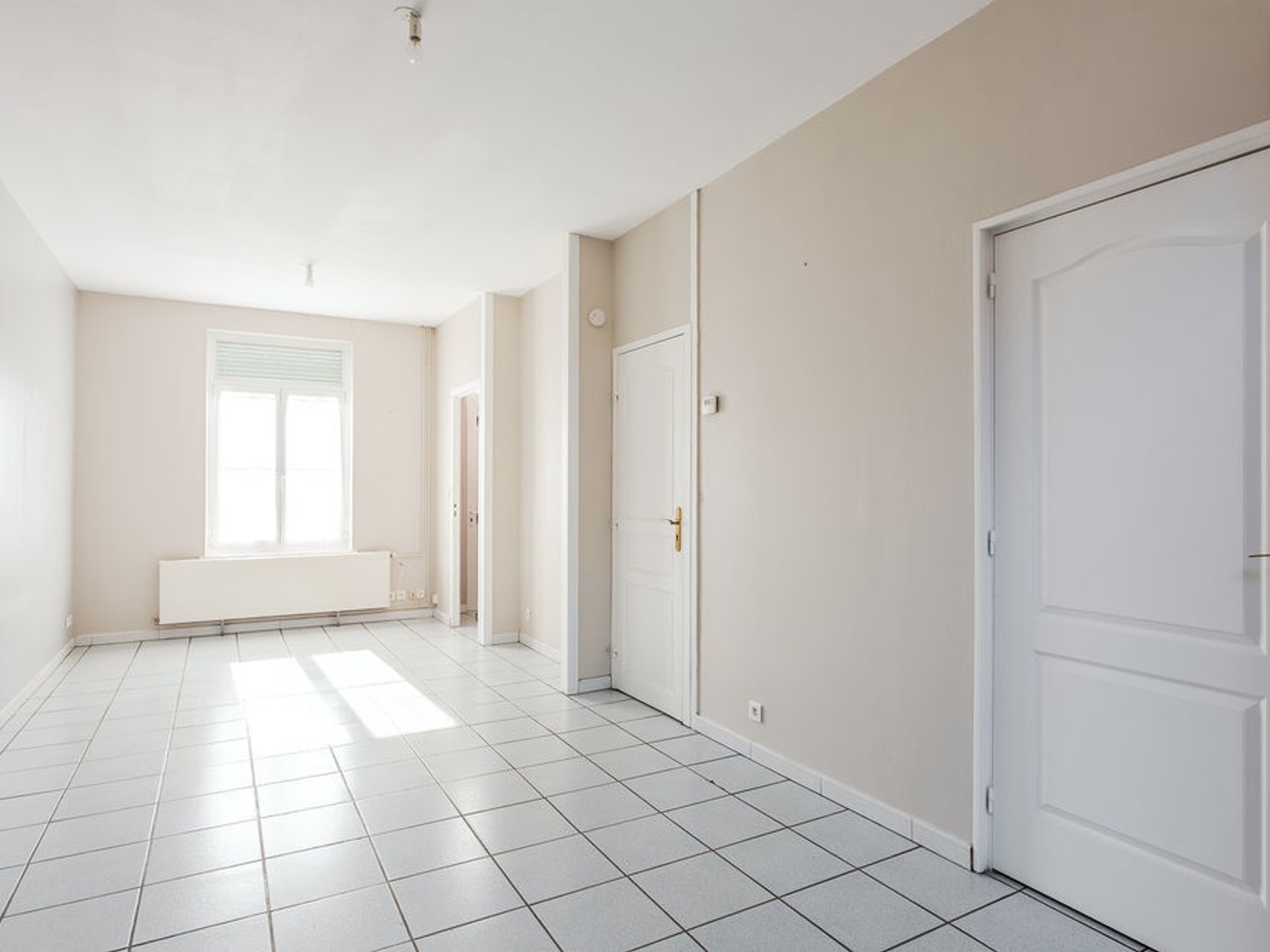 QUARTIER ST ACHEUL-MAISON AVEC EXTERIEUR ET DEPENDANCE