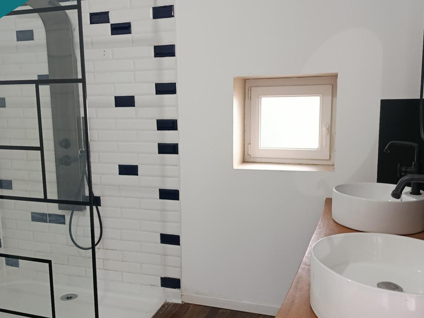 Triplex de Charme à 3 Minutes du Centre-Ville !