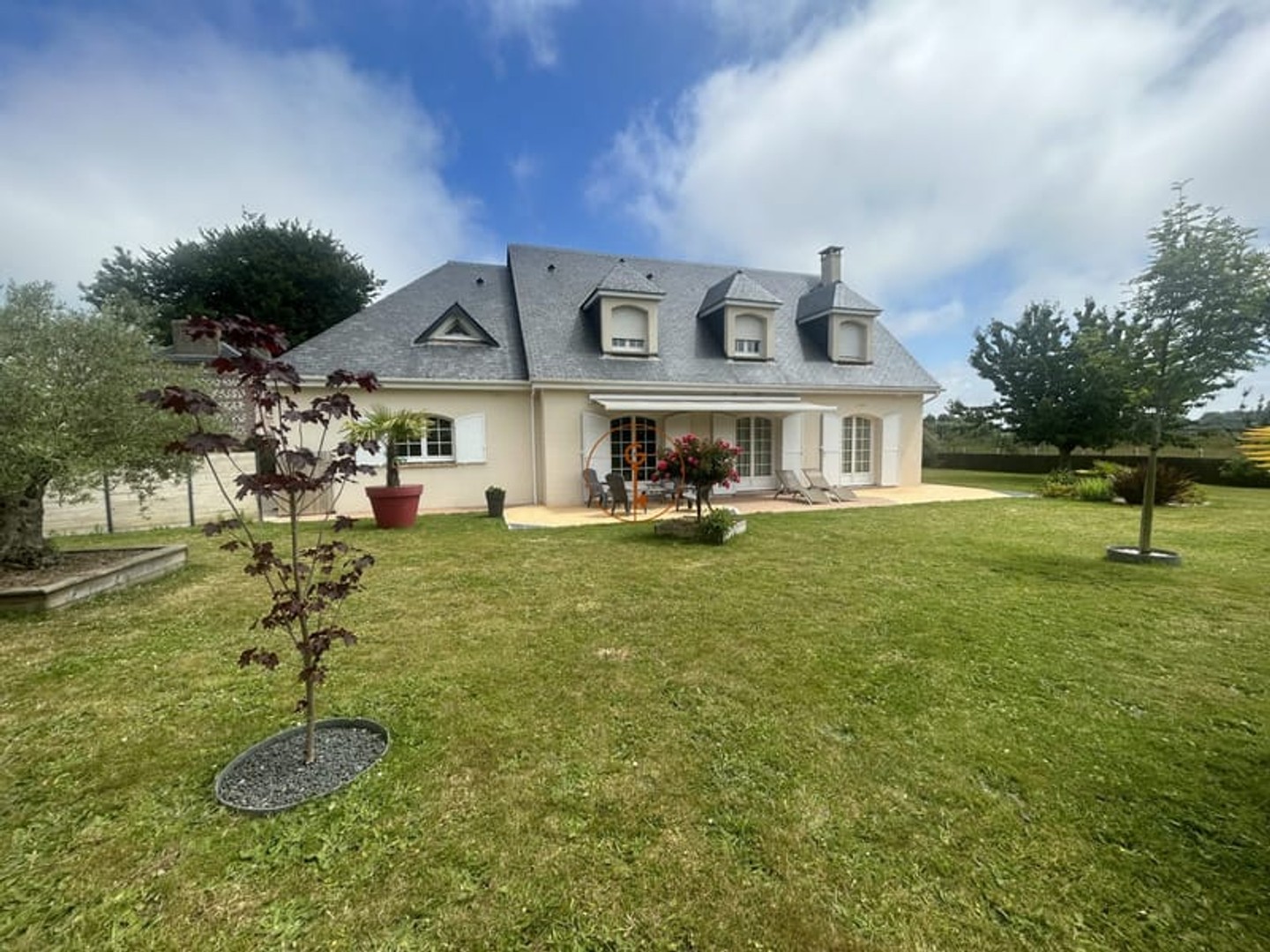 Maison 7 pièces 151 m²