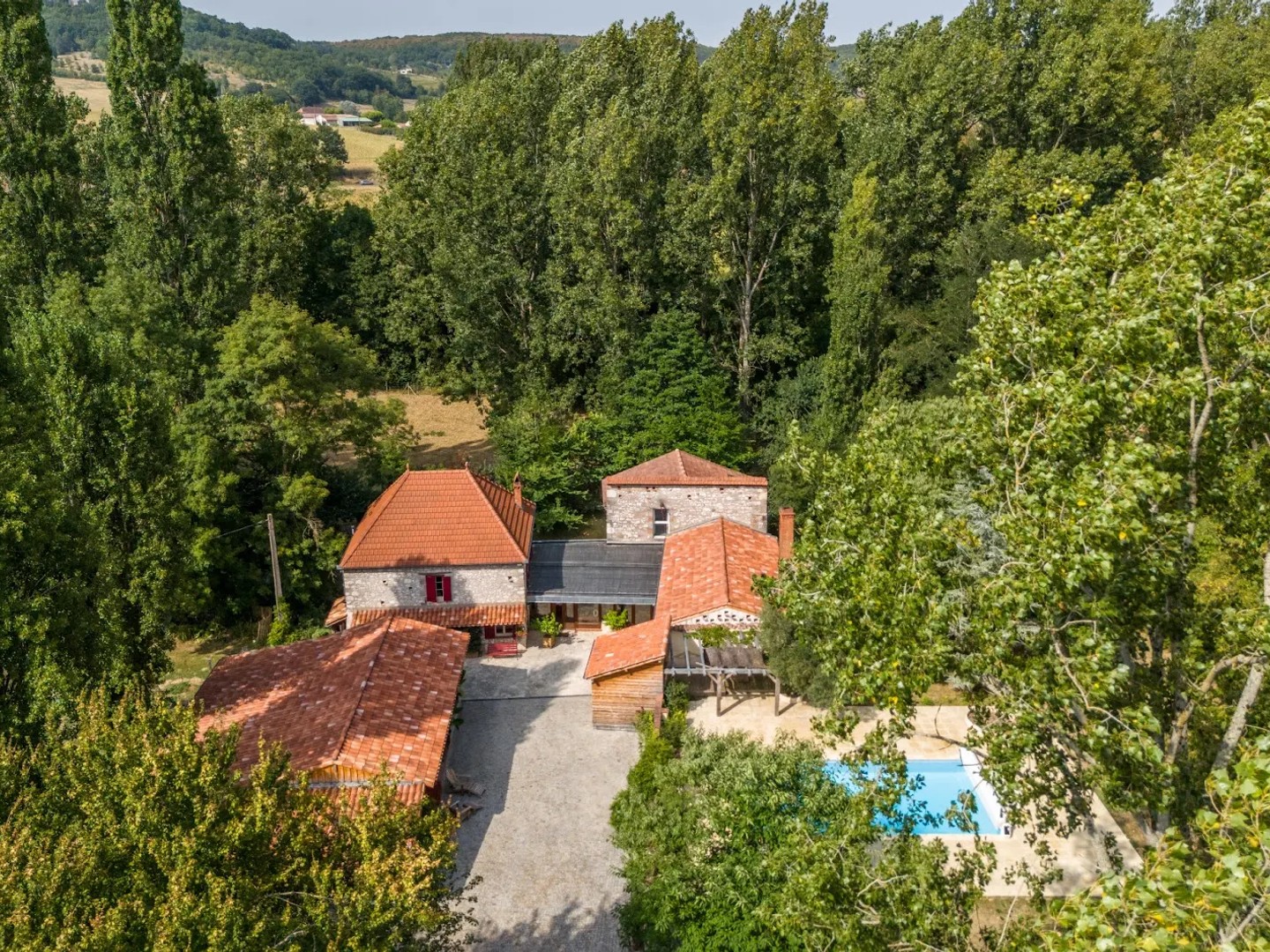 Maison 10 pièces 260 m²