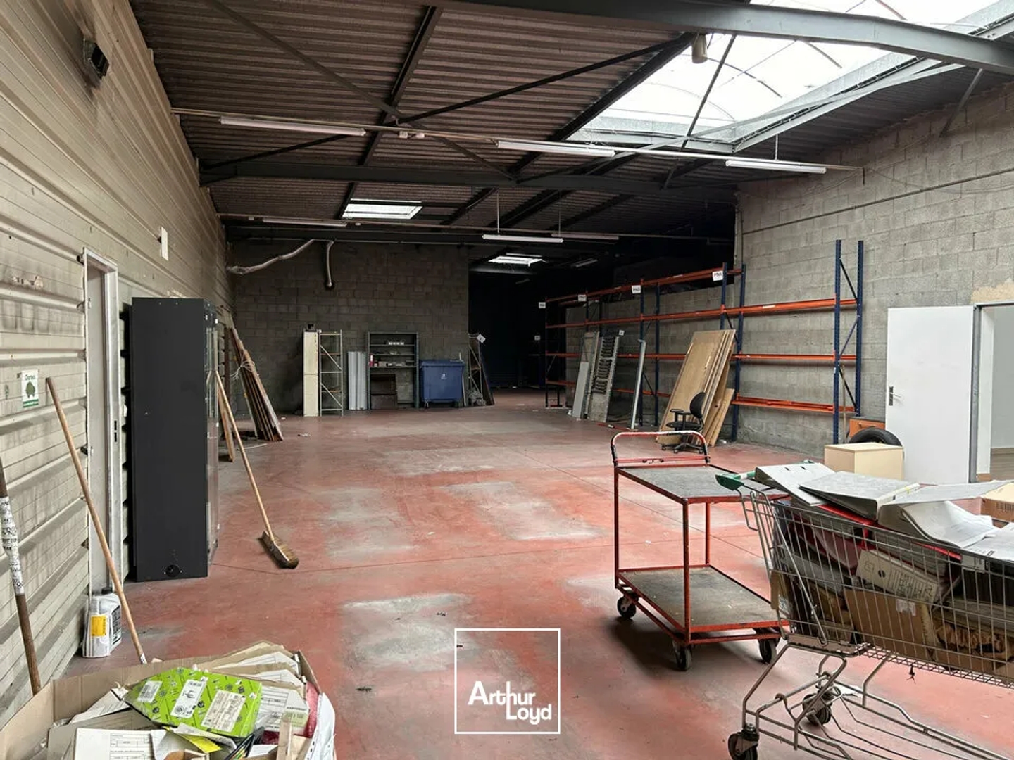 Locaux à vendre - 2466m2 - Huningue (68330)