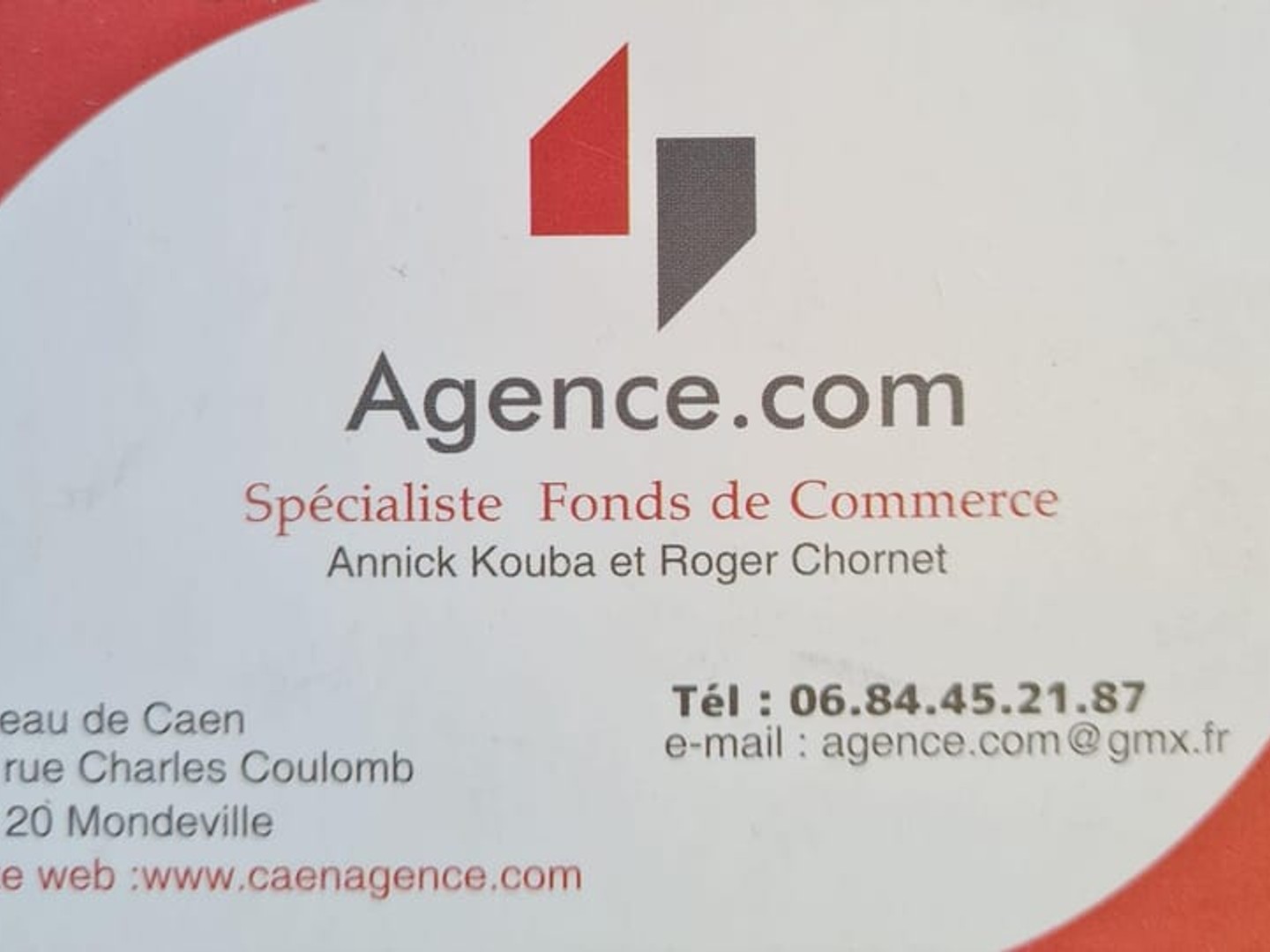 Local commercial 2 pièces 200 m²