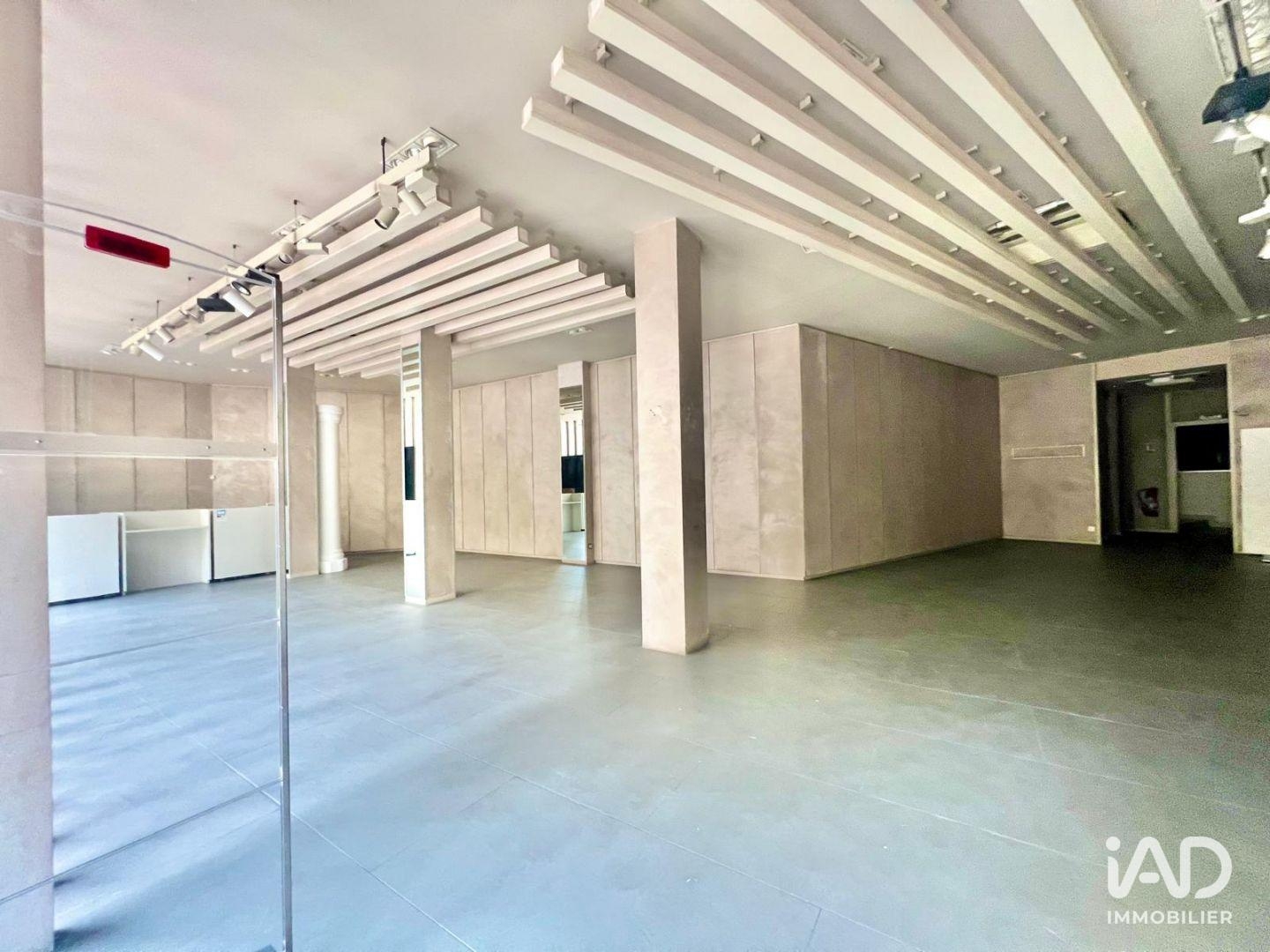 Location Boutique/Local commercial 255 m²