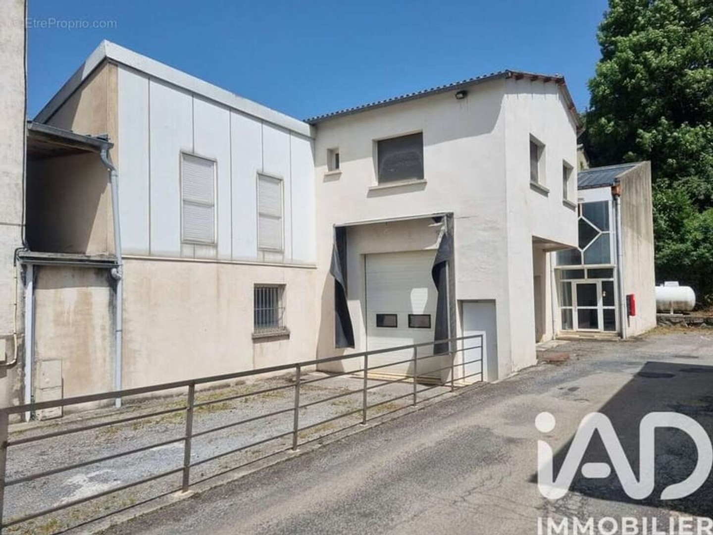 Appartement à vendre - 17 pièces - 900m2 - Lacaune (81230)
