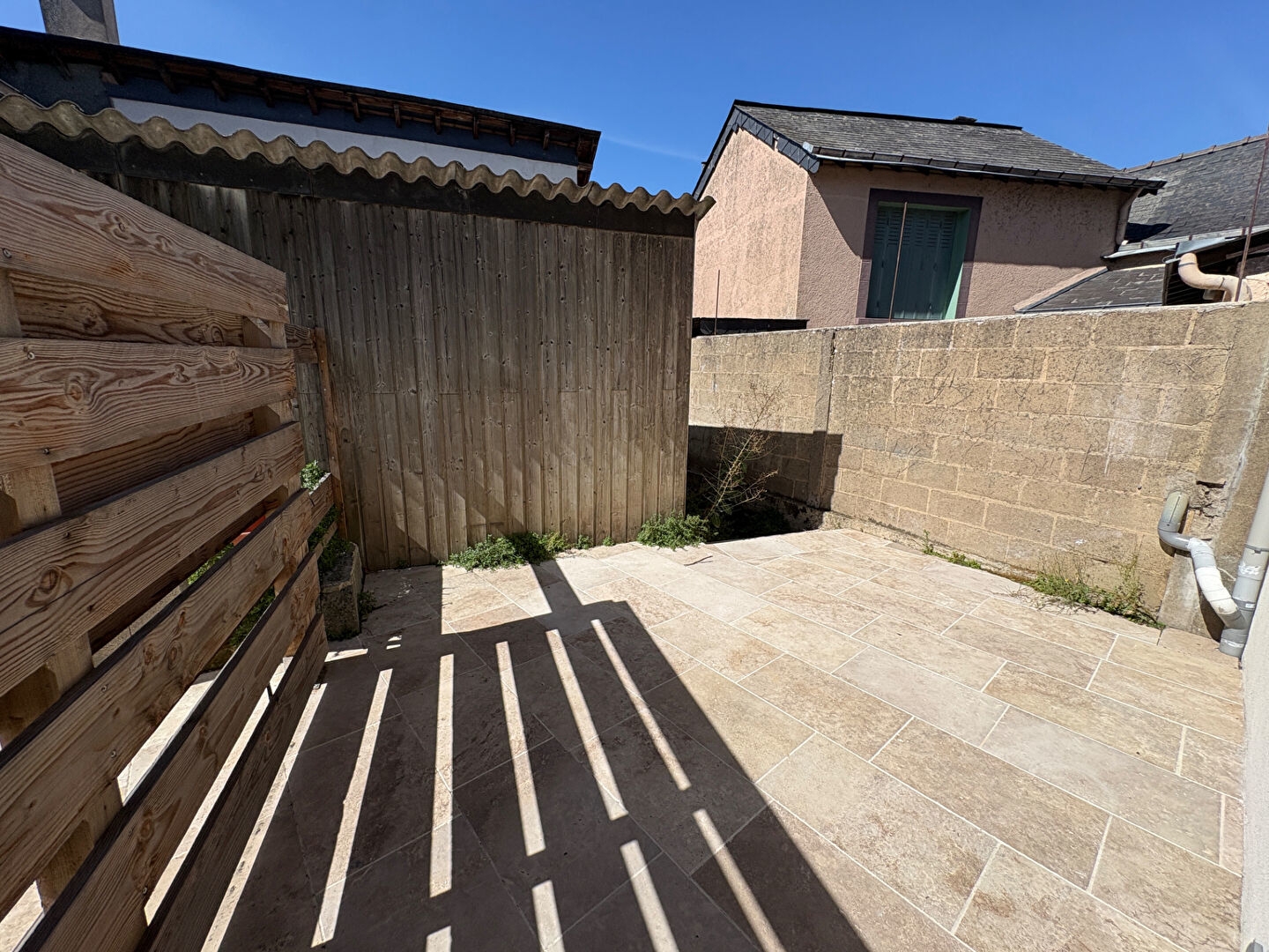 Maison à vendre - 4 pièces - 111m2 - Le Lion-D'angers (49220)
