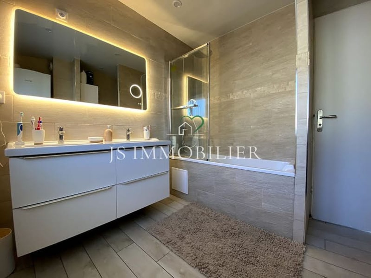 Maison 7 pièces 110 m²