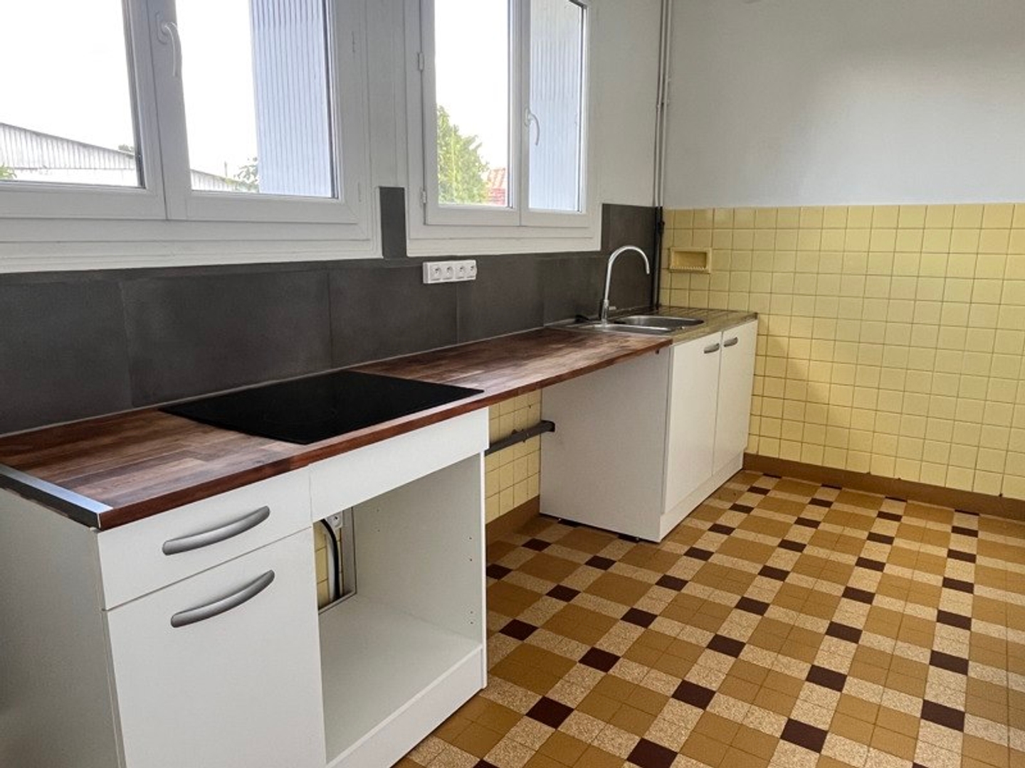 Maison à vendre - 5 pièces - 120m2 - Mussidan (24400)