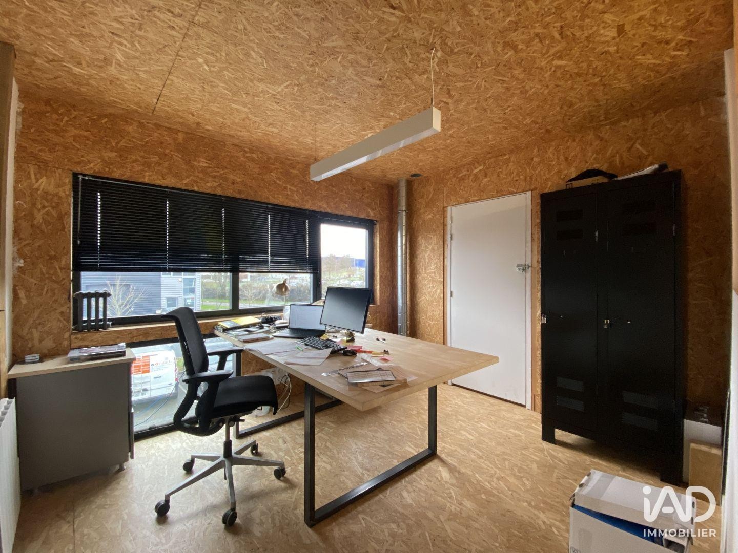 Immeuble à vendre - 282m2 - Saint-Herblain (44800)