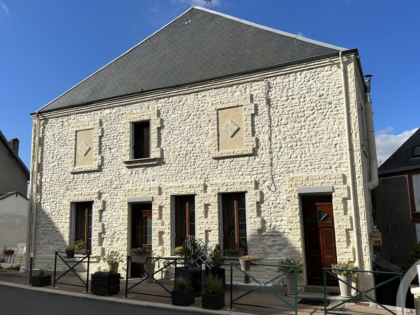 Maison 6 pièces 180 m²