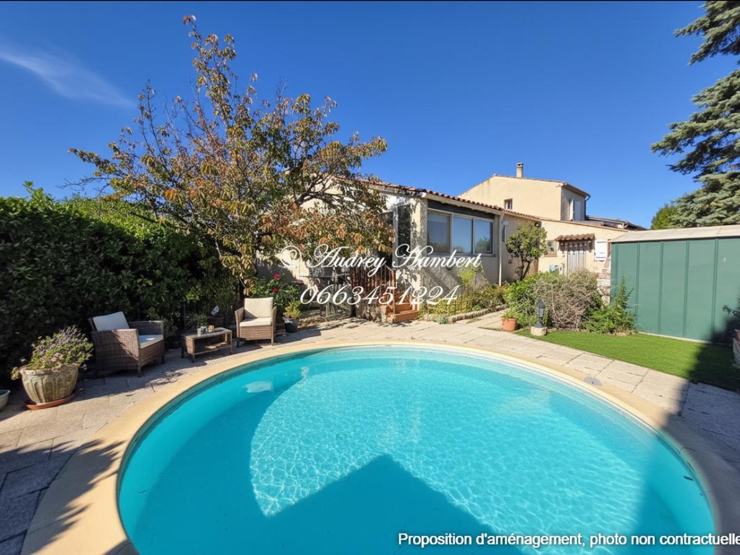 SOUS COMPROMIS :EXCLU, MANOSQUE, MAISON T4 DE PLAIN PIED dans petit lotissement calme sur 500 m² de jardin clos et arboré