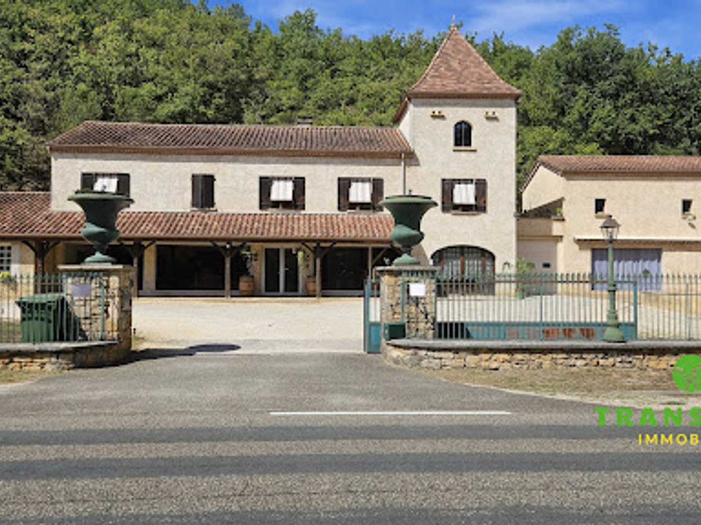 Maison à vendre - 6 pièces - 193m2 - Blanquefort-Sur-B... (47500)