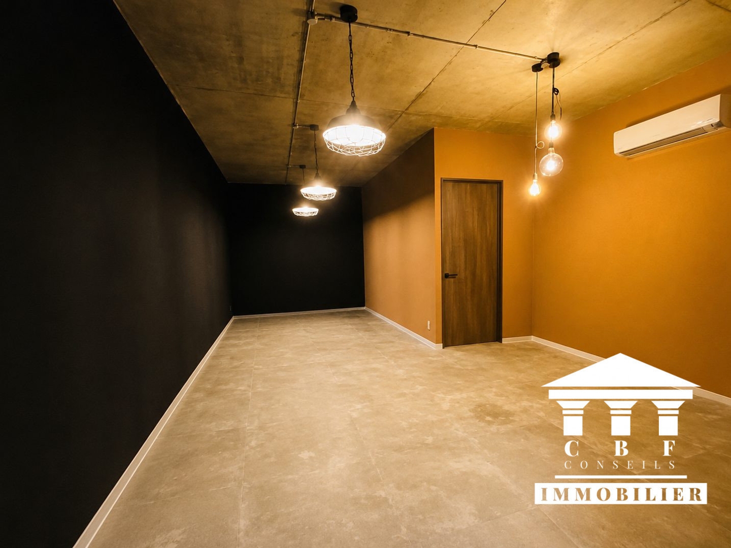 Bureaux à vendre - 408m2 - Montceau-Les-Mines (71300)