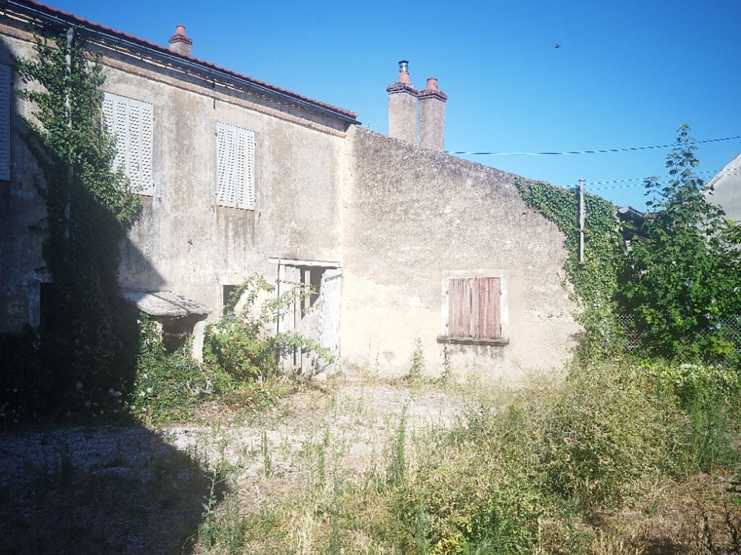 Maison à vendre - 740m2 - Bragny-Sur-Saône (71350)