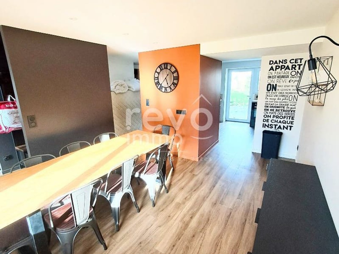 Bureaux 10 pièces 190 m²