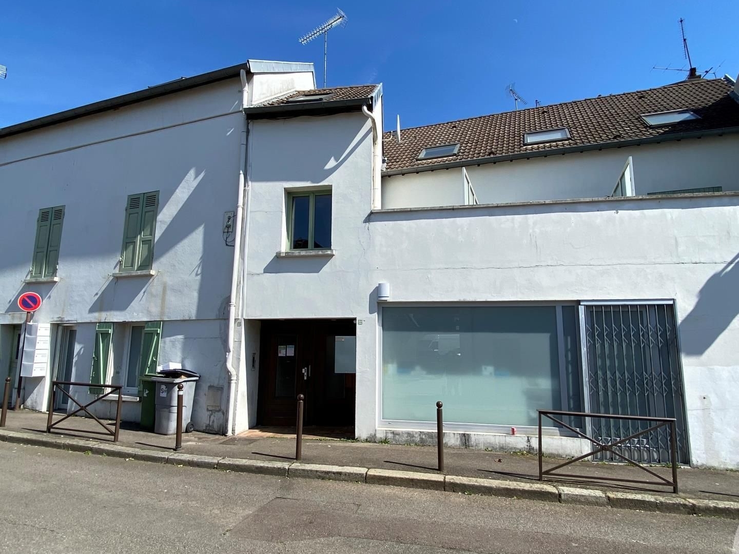 Immeuble à vendre - 779m2 - Mantes-La-Jolie (78200)