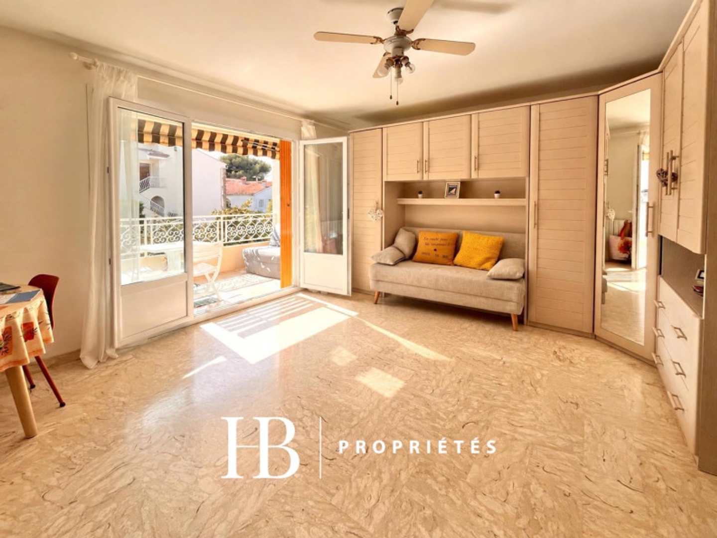 Appartement à vendre - 1 pièce - 30m2 - Six-Fours-Les-Plages (83140)