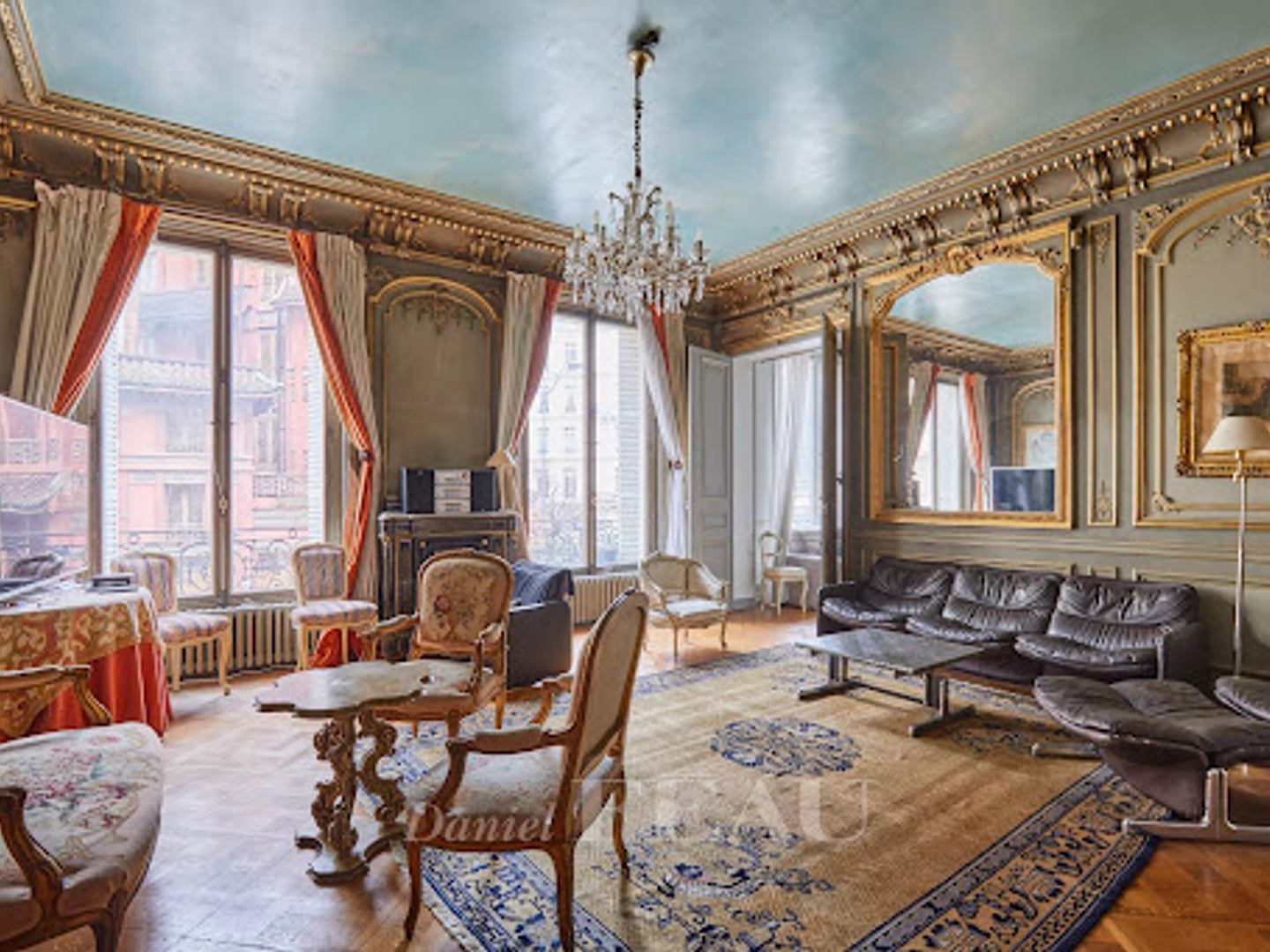 Appartement 7 pièces 244 m²
