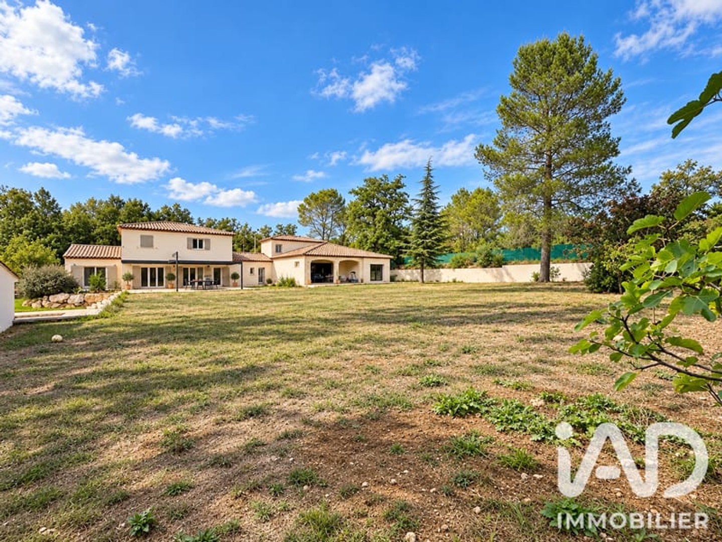 Maison à vendre - 11 pièces - 273m2 - Fuveau (13710)