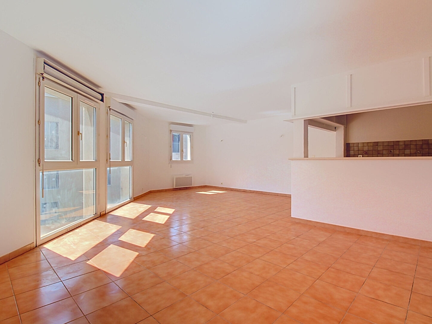 Appartement 4 pièces à vendre à Marignane - Dernier étage, calme et lumineux