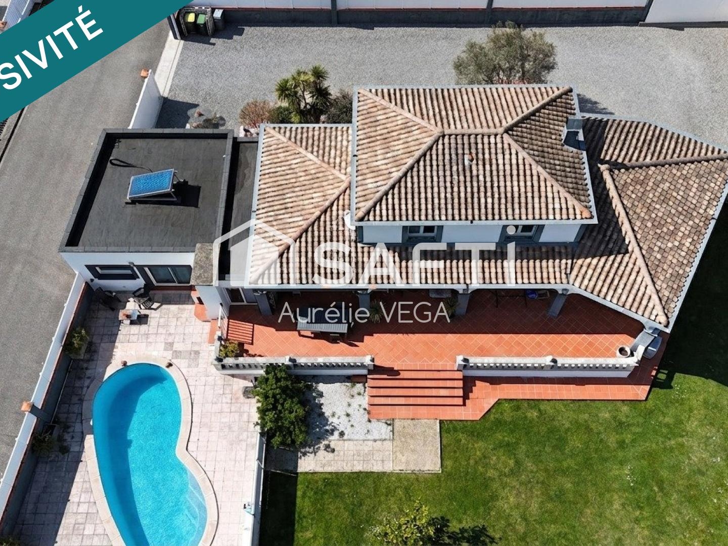 Maison familiale avec piscine, studio indépendant et suite parentale