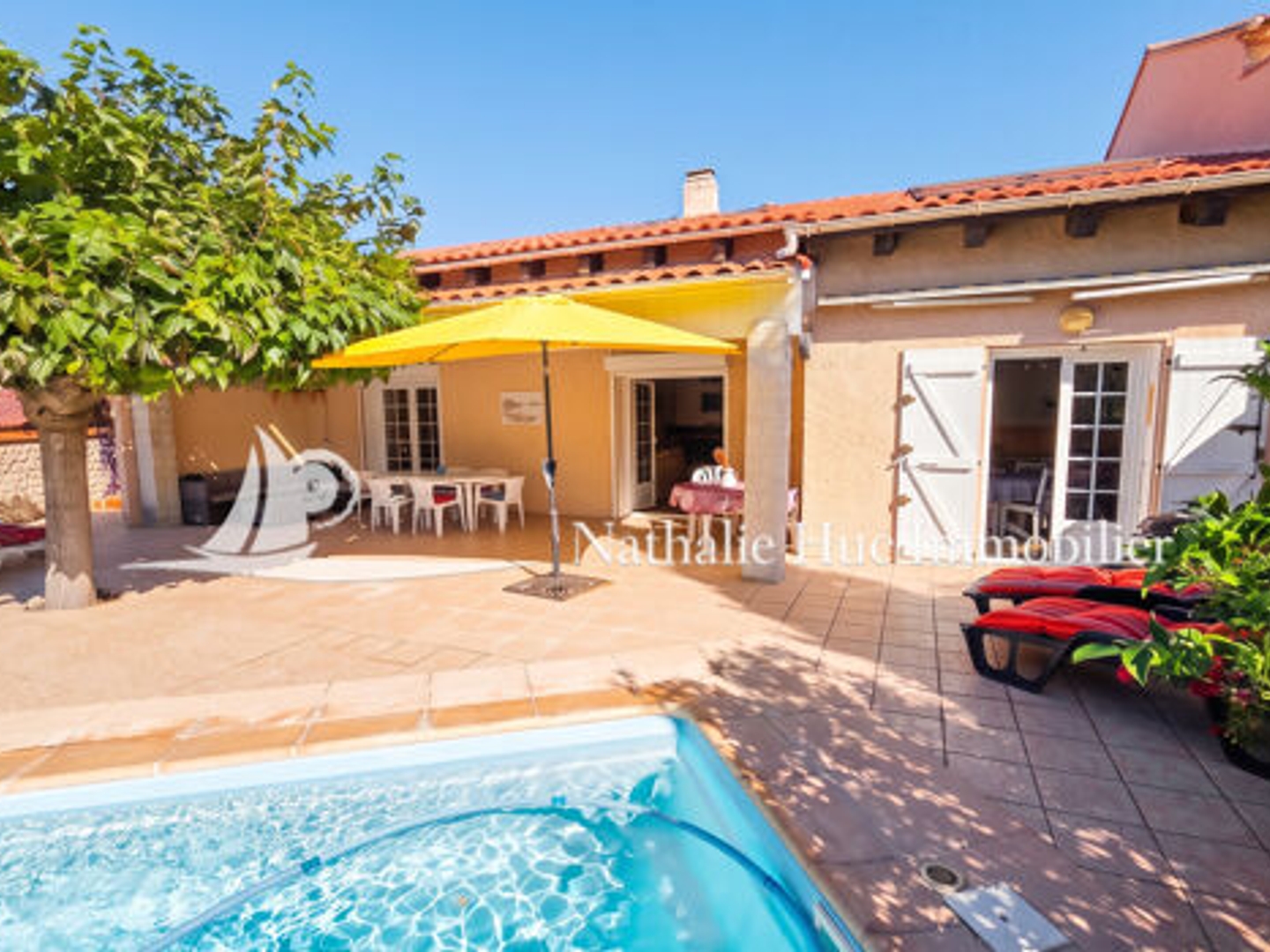 Maison 7 pièces 196 m²