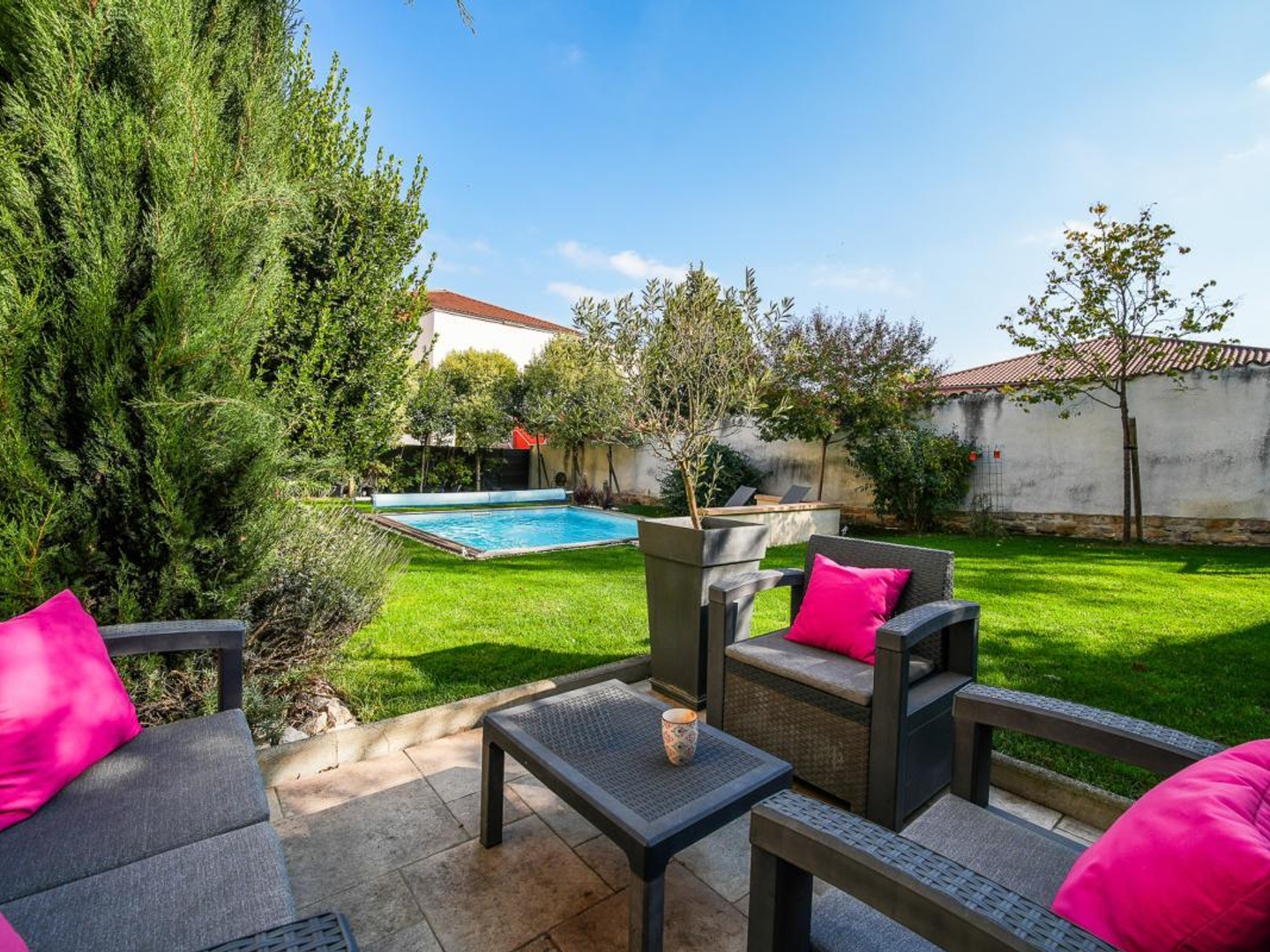 Maison à vendre - 5 pièces - 170m2 - Heyrieux (38540)