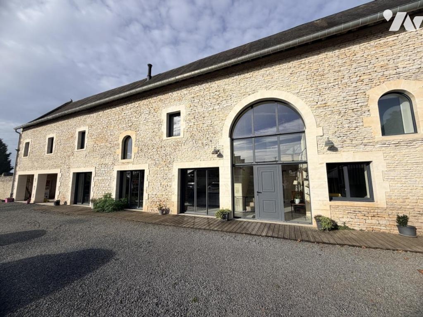 Maison 8 pièces 229 m²