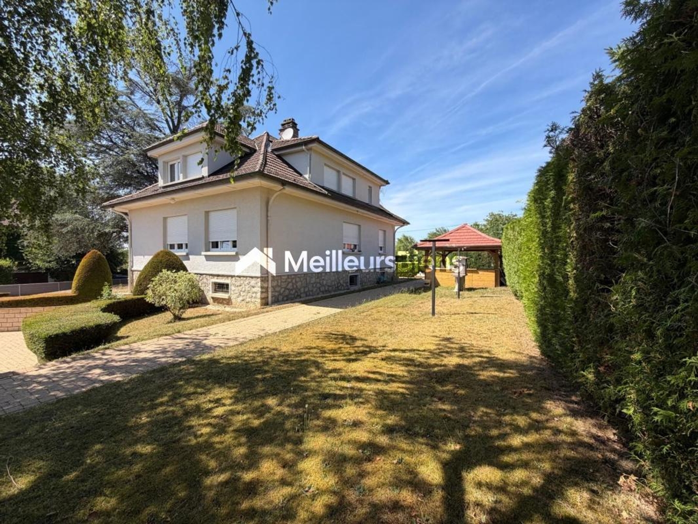 Maison à vendre - 7 pièces - 160m2 - Delle (90100)
