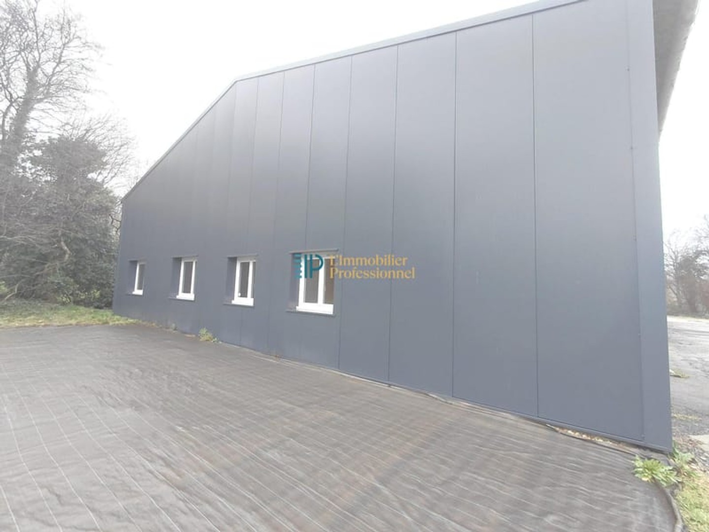 Locaux à vendre - 458m2 - Saint-Yvi (29140)