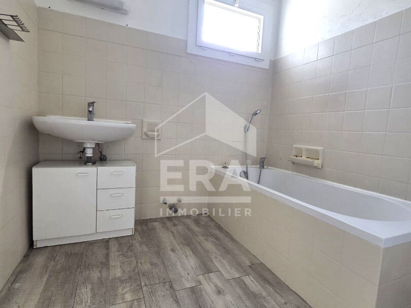 Appartement à vendre - 4 pièces - 85m2 - Cagnes-Sur-Mer (06800)