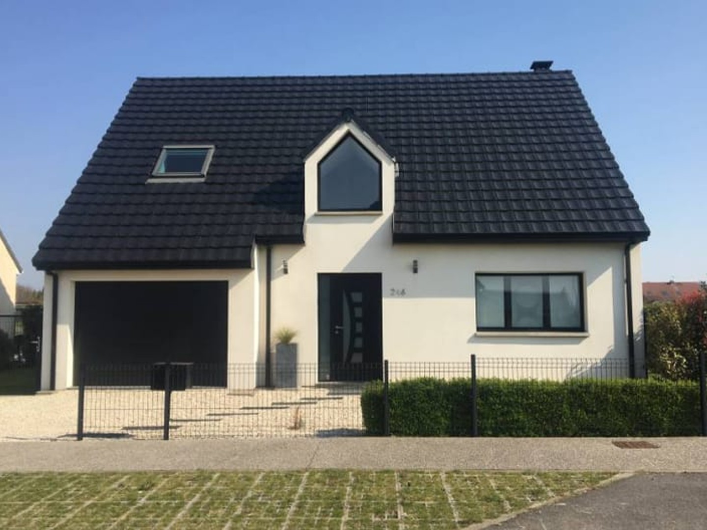 Maison Neuve - Pont Sainte Maxence