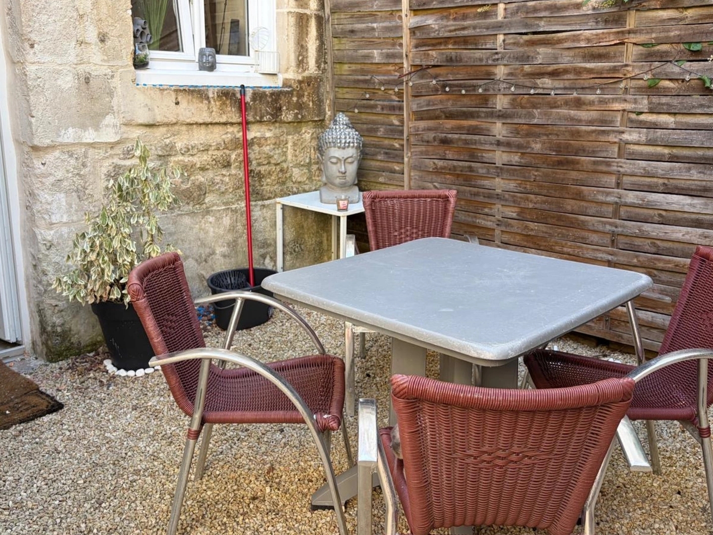 Immeuble de rapport 80 m²